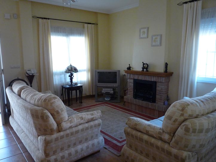 Campoverde Property Lounge - Large Picture